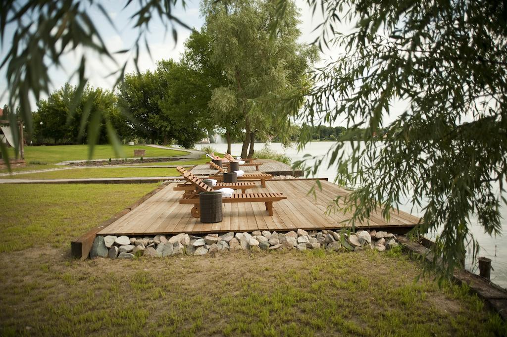 Stary Tartak Hotel Iława Eksteriør billede