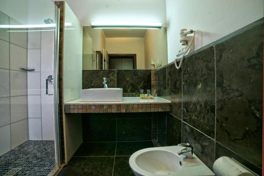 Stary Tartak Hotel Iława Værelse billede