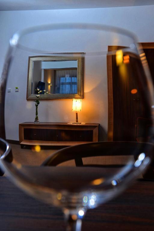 Stary Tartak Hotel Iława Eksteriør billede